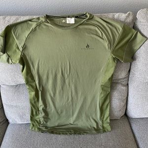 Men’s tee